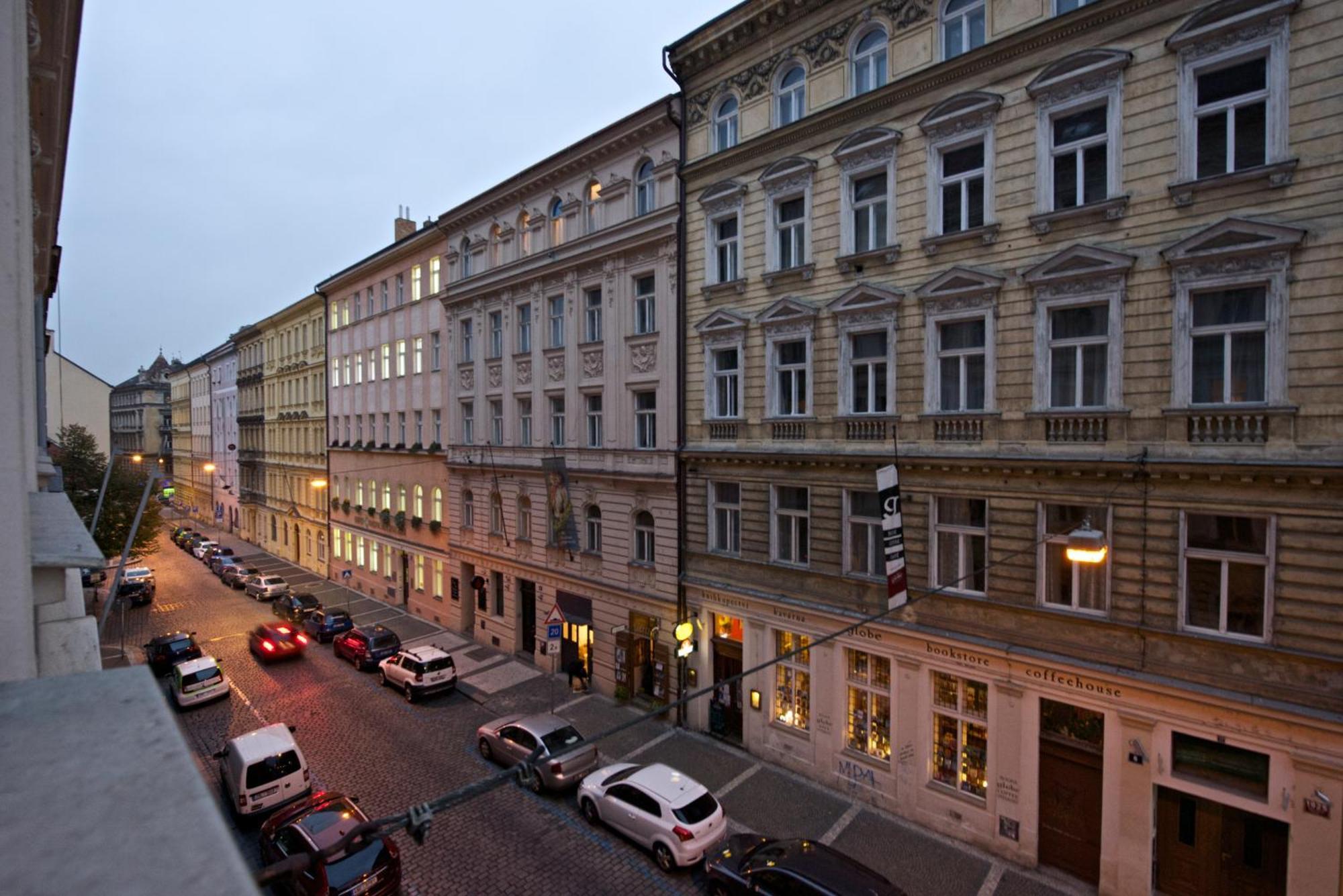 Holec Apartments Prag Zimmer foto